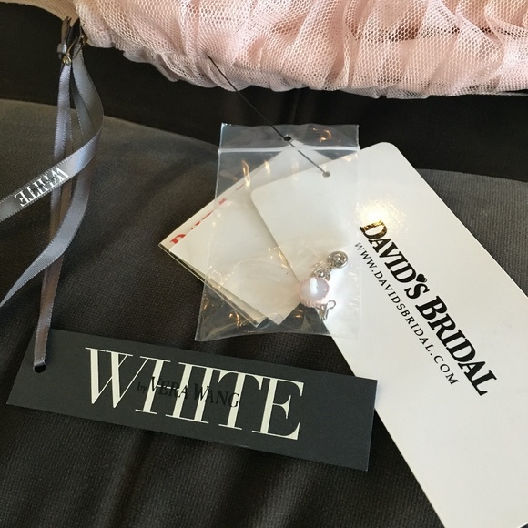 NWT White by Vera Wang Bobbin Net Illusion sz 2 - Picture 8 of 10